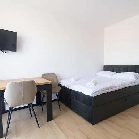 Kwidzinski בית הארחה 3*